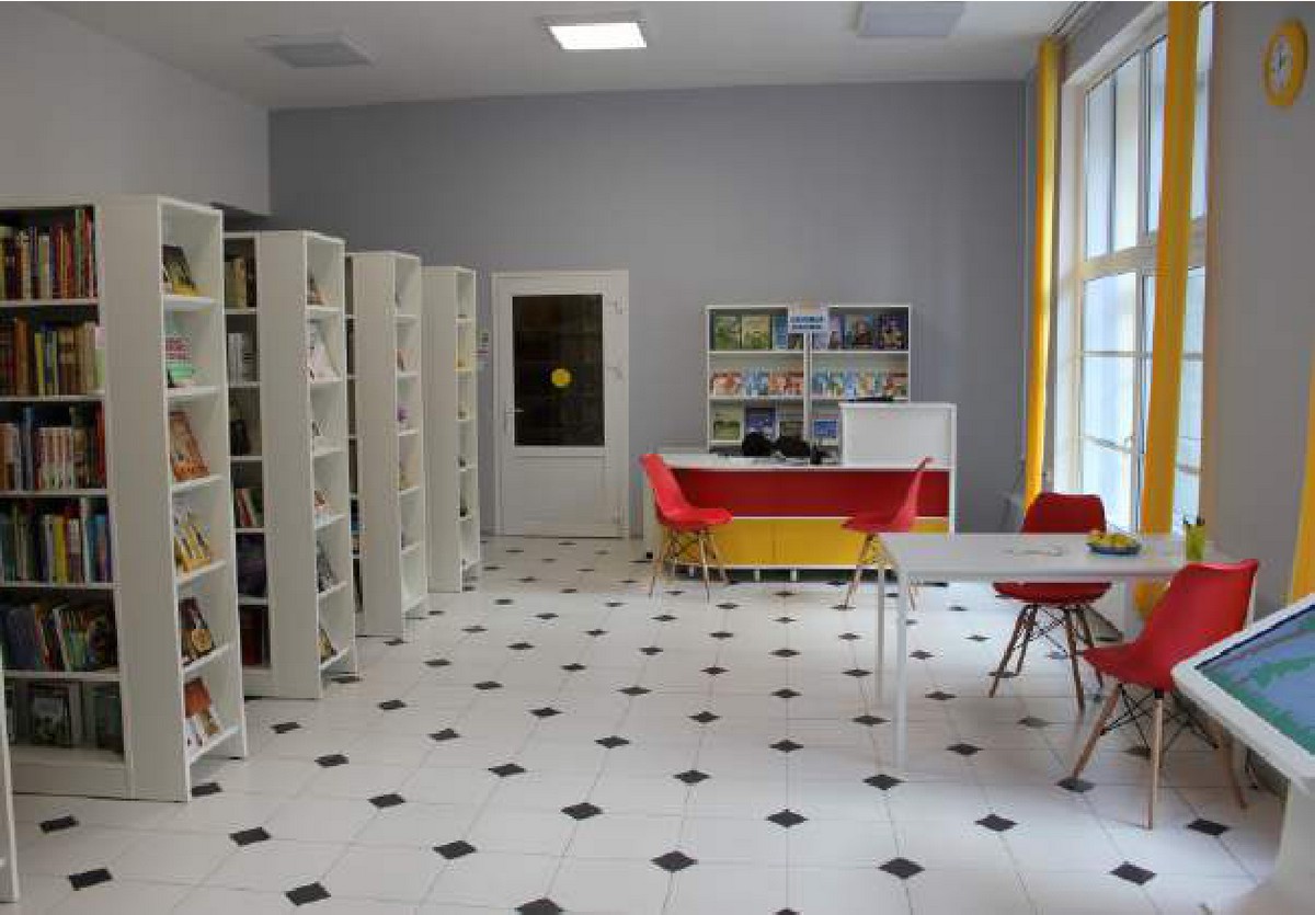 Производство мебели для библиотек